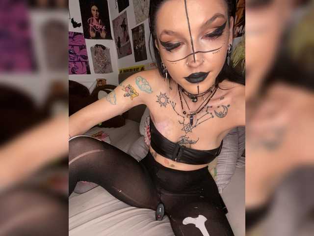 AgnesMoon1