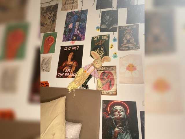 AgnesMoon1