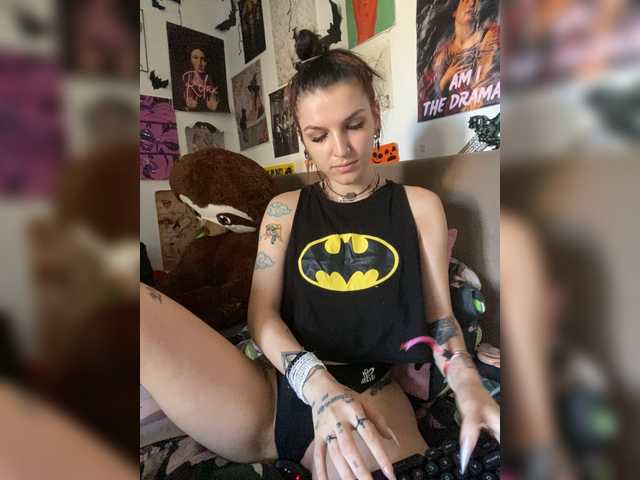 AgnesMoon1 live cam on BongaCams