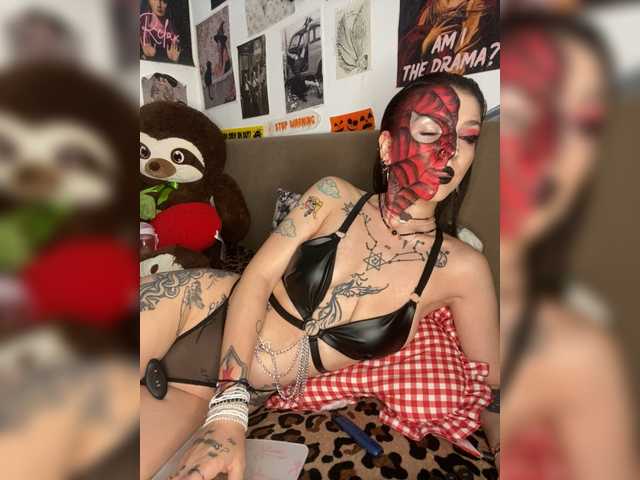 AgnesMoon1 live cam on BongaCams