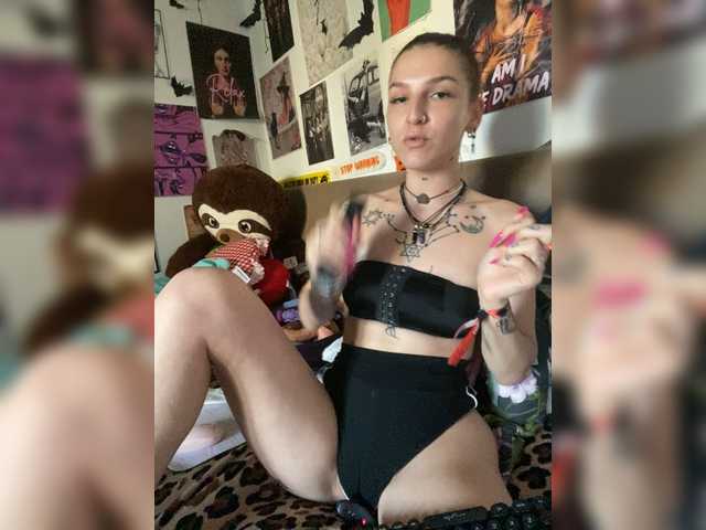 AgnesMoon1 live cam on BongaCams