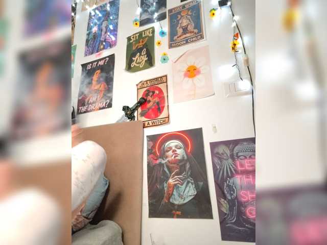 AgnesMoon1