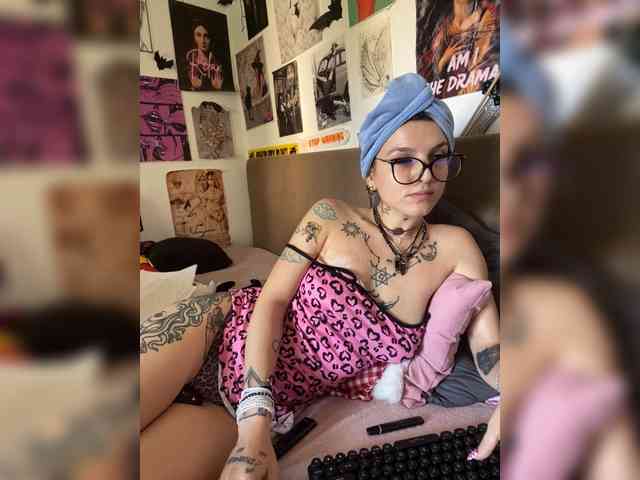 AgnesMoon1