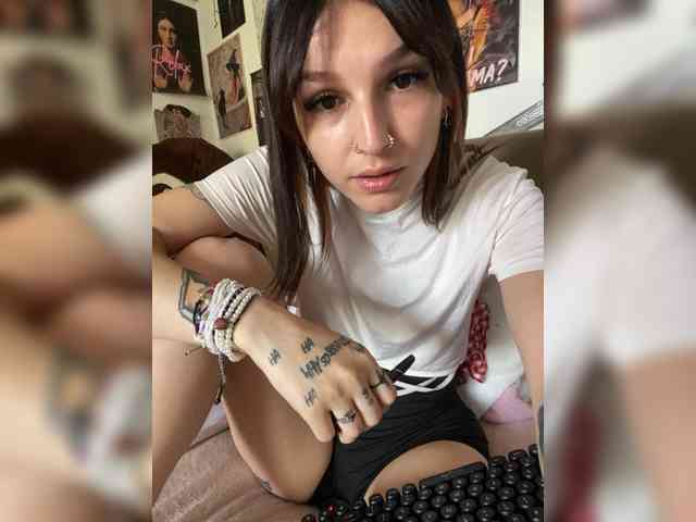 AgnesMoon1 webcam