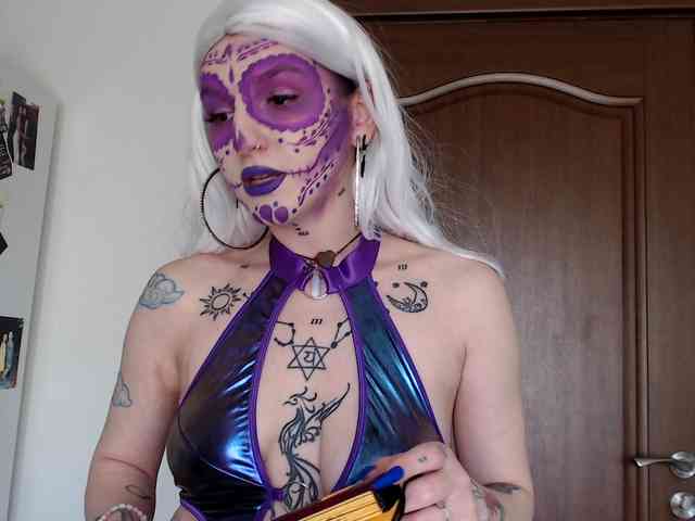 AgnesMoon1