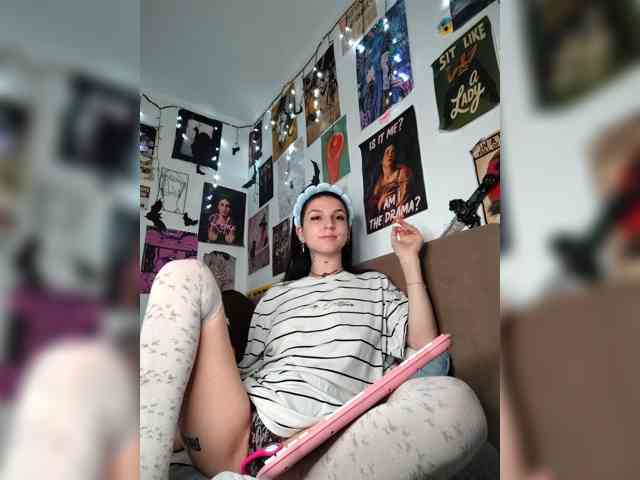 AgnesMoon1