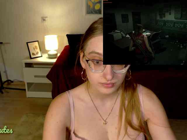 AliceCutes webcam
