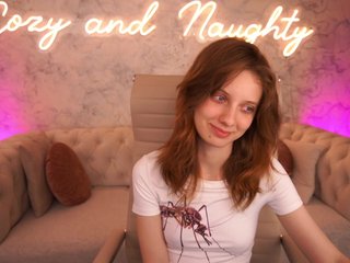 CuteeFoxy Porn Show