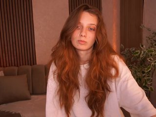 CuteeFoxy Porn Show
