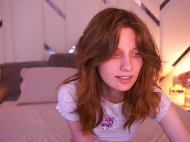 CuteeFoxy live cam on BongaCams