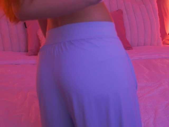 CuteeFoxy live cam on BongaCams