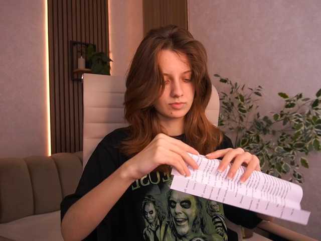 CuteeFoxy live cam on BongaCams