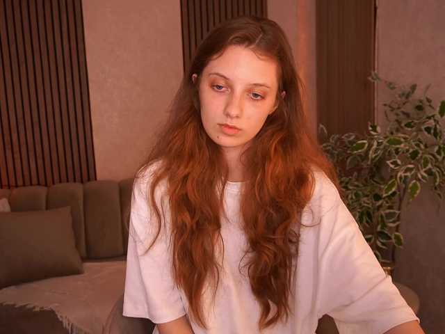 CuteeFoxy live cam on BongaCams