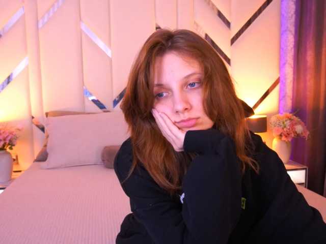 CuteeFoxy live cam on BongaCams