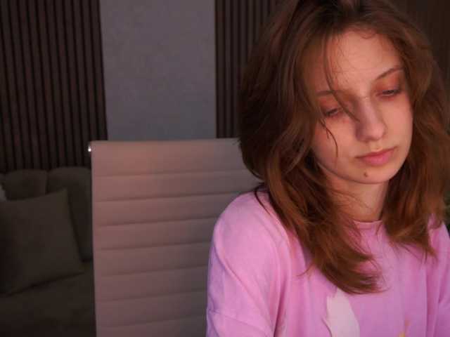CuteeFoxy live cam on BongaCams