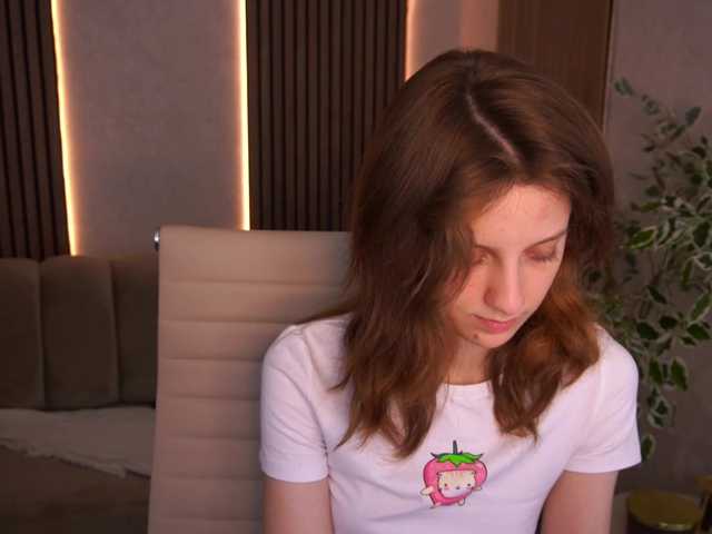 CuteeFoxy live cam on BongaCams