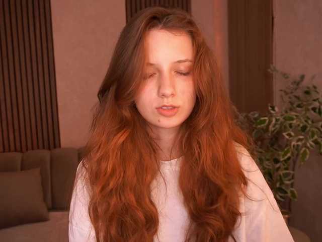 CuteeFoxy live cam on BongaCams