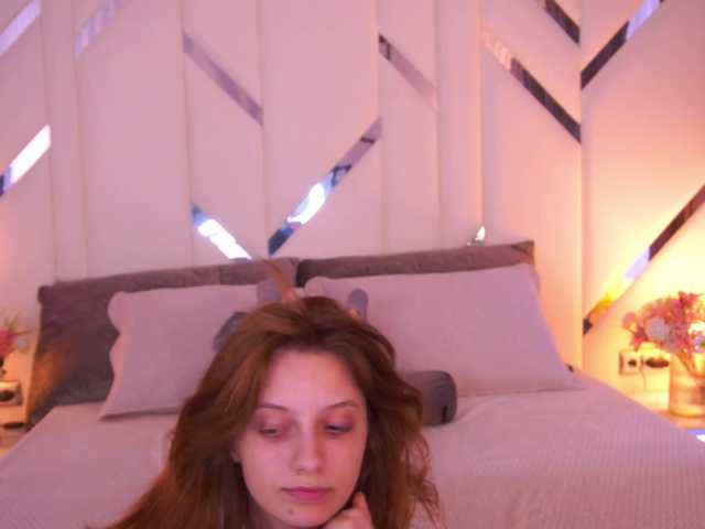 CuteeFoxy live cam on BongaCams