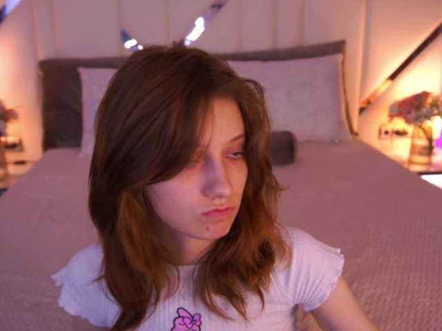 CuteeFoxy live cam on BongaCams