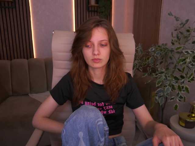 CuteeFoxy live cam on BongaCams