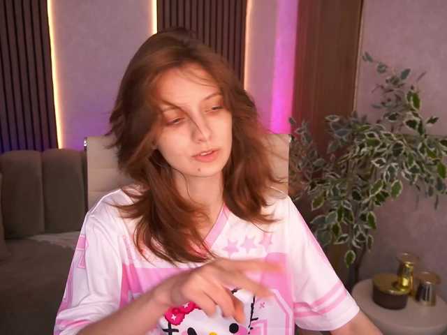 CuteeFoxy live cam on BongaCams