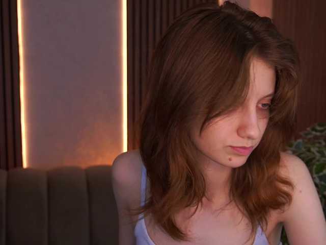 CuteeFoxy live cam on BongaCams