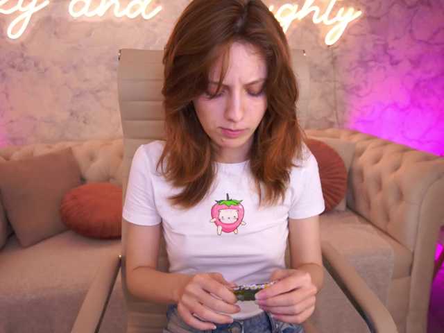 CuteeFoxy live cam on BongaCams