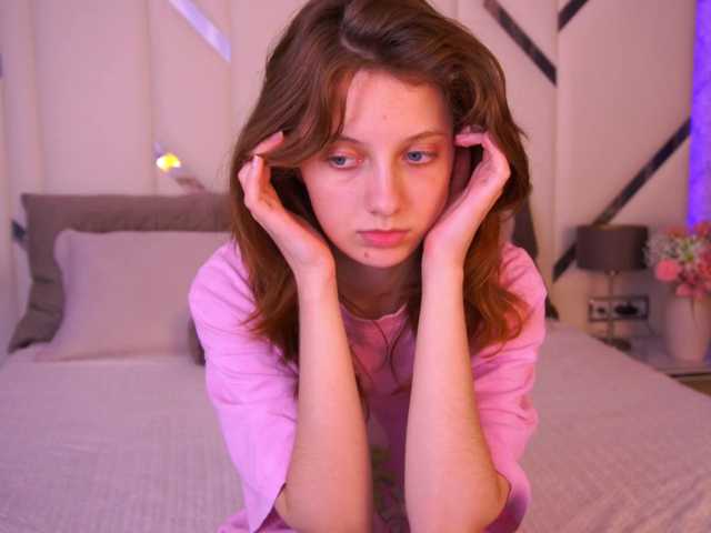 CuteeFoxy live cam on BongaCams