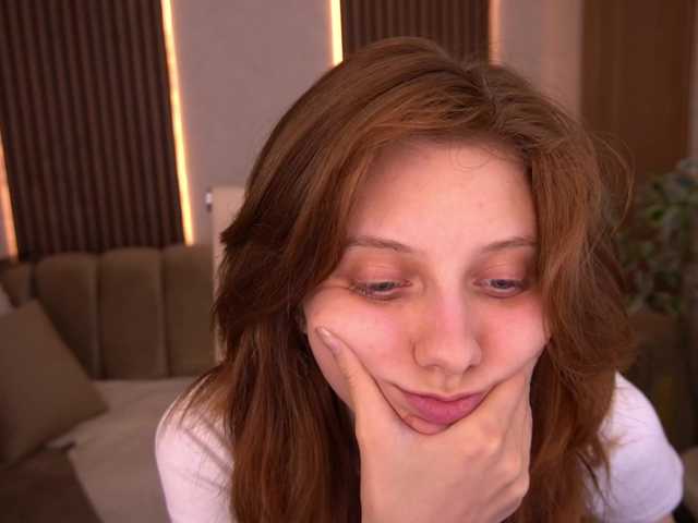 CuteeFoxy live cam on BongaCams