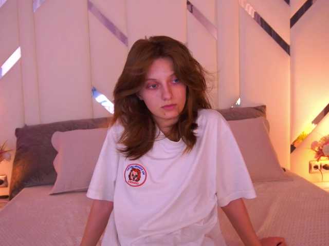 CuteeFoxy live cam on BongaCams