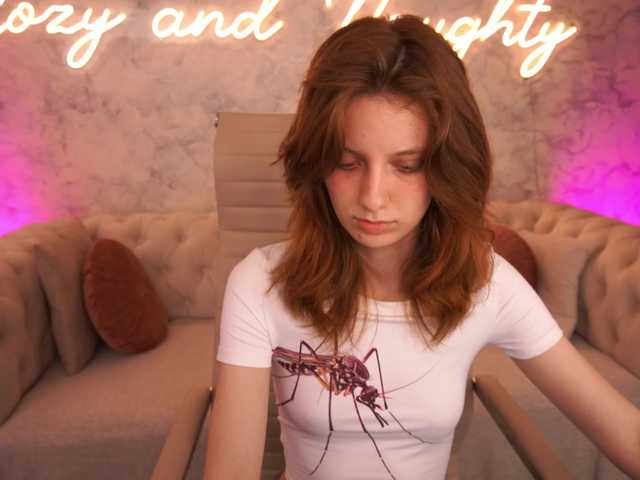 CuteeFoxy live cam on BongaCams