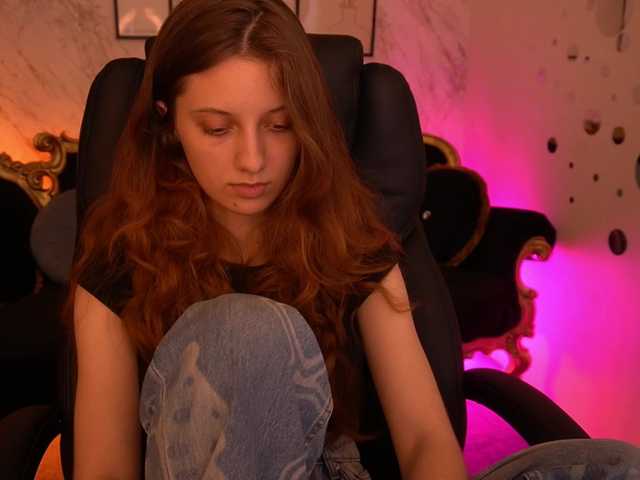 CuteeFoxy live cam on BongaCams