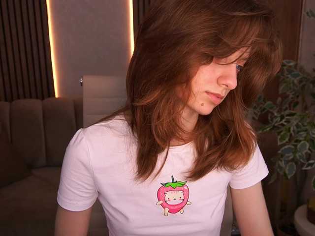 CuteeFoxy live cam on BongaCams