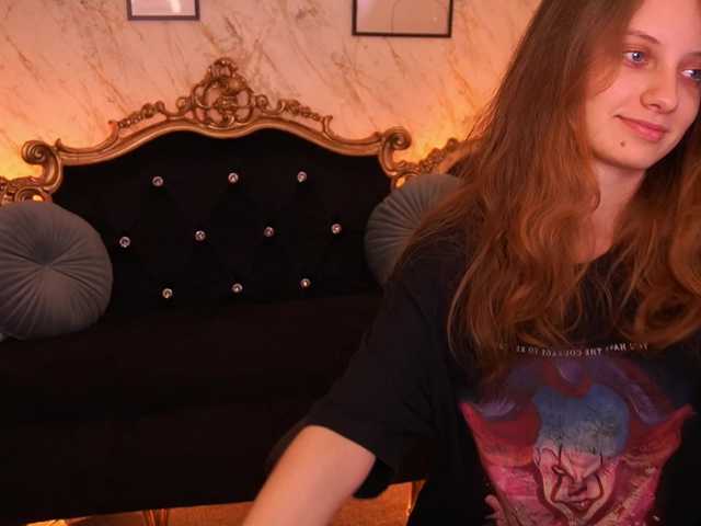 CuteeFoxy webcam
