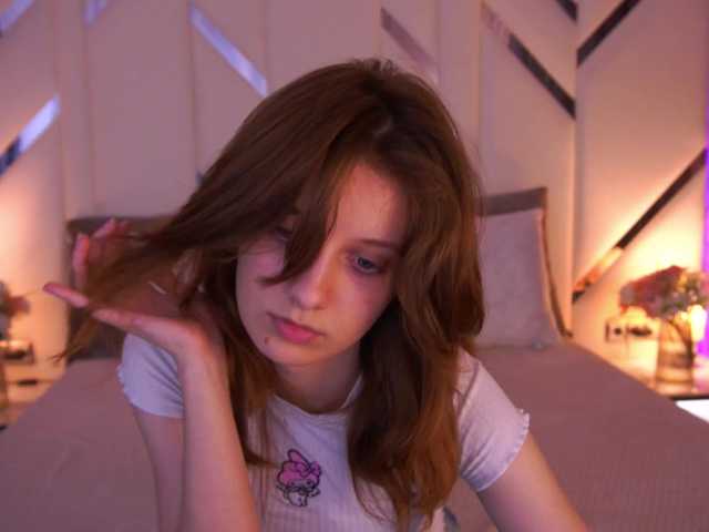 CuteeFoxy live cam on BongaCams