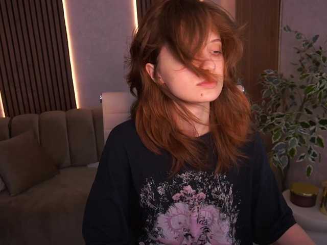 CuteeFoxy live cam on BongaCams