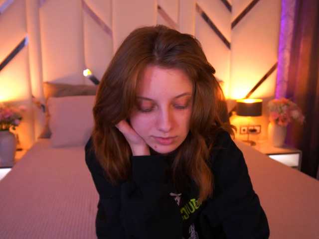 CuteeFoxy live cam on BongaCams