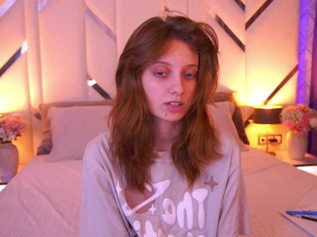 CuteeFoxy live cam on BongaCams