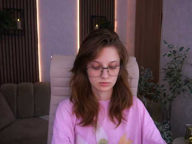 CuteeFoxy live cam on BongaCams