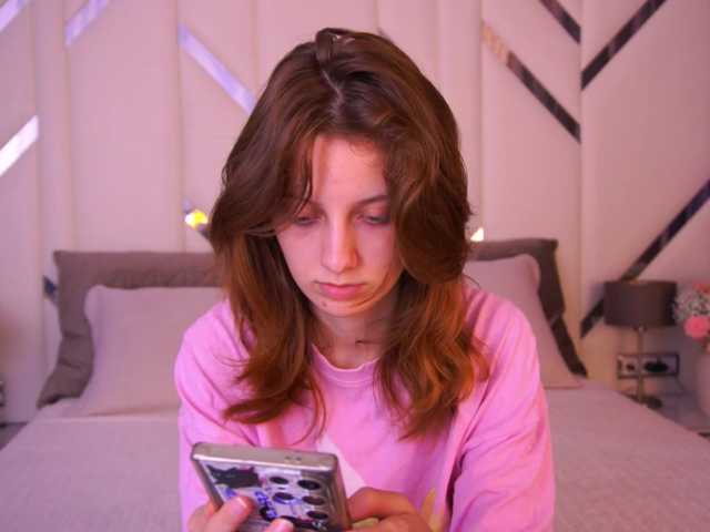CuteeFoxy live cam on BongaCams