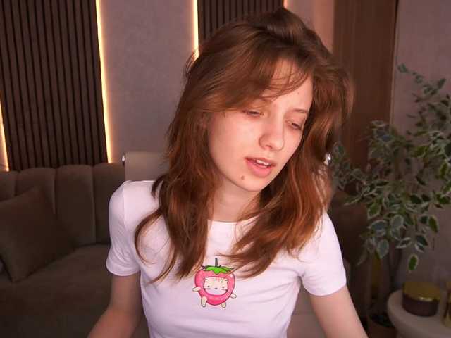 CuteeFoxy live cam on BongaCams