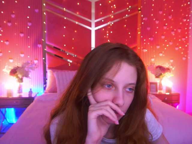 CuteeFoxy live cam on BongaCams