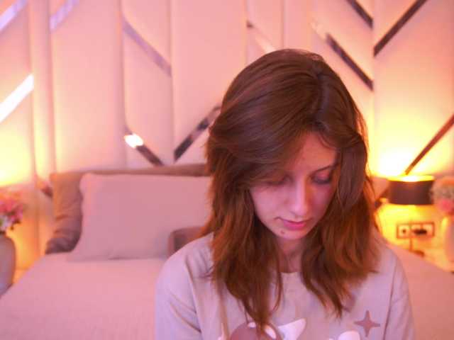 CuteeFoxy live cam on BongaCams