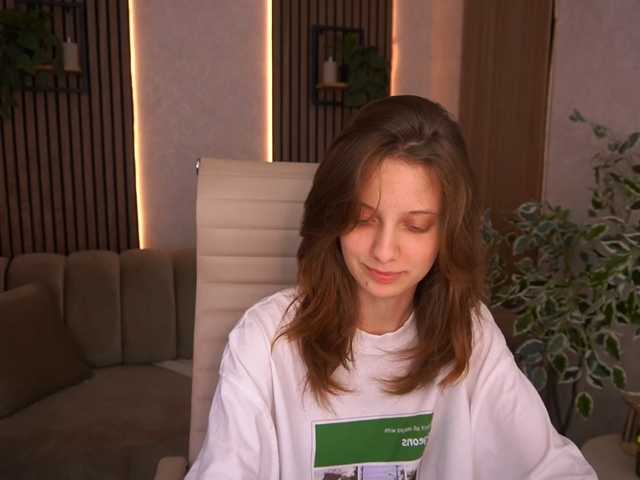 CuteeFoxy live cam on BongaCams