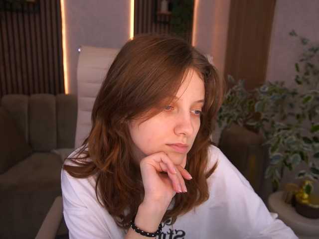 CuteeFoxy live cam on BongaCams