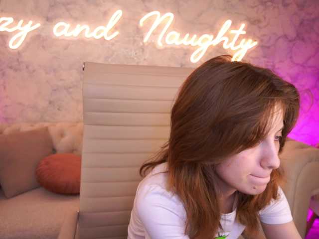 CuteeFoxy live cam on BongaCams