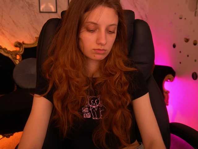 CuteeFoxy live cam on BongaCams