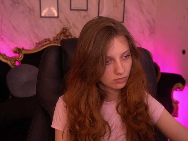 CuteeFoxy live cam on BongaCams