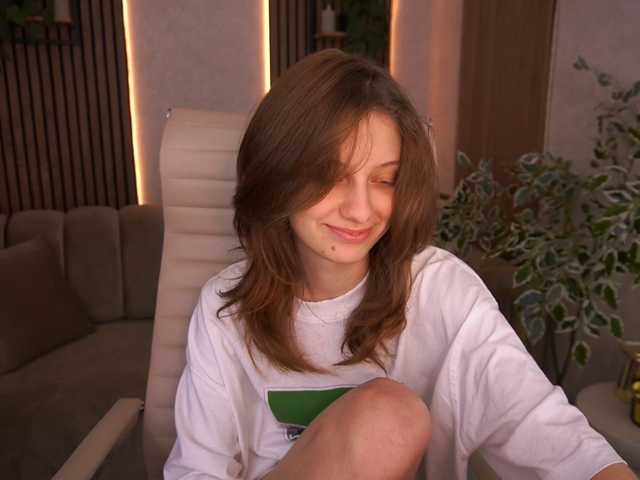 CuteeFoxy live cam on BongaCams