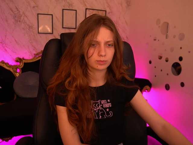 CuteeFoxy live cam on BongaCams